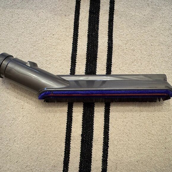Dyson Carbon Fiber Soft Dusting Brush - Picture 3 of 4
